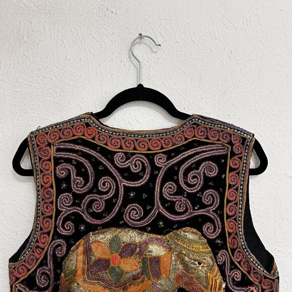 VTG Hippie Opulent Beaded Embroidered Tribal India Vest Puffed 3-D Elephants M - Picture 7 of 9